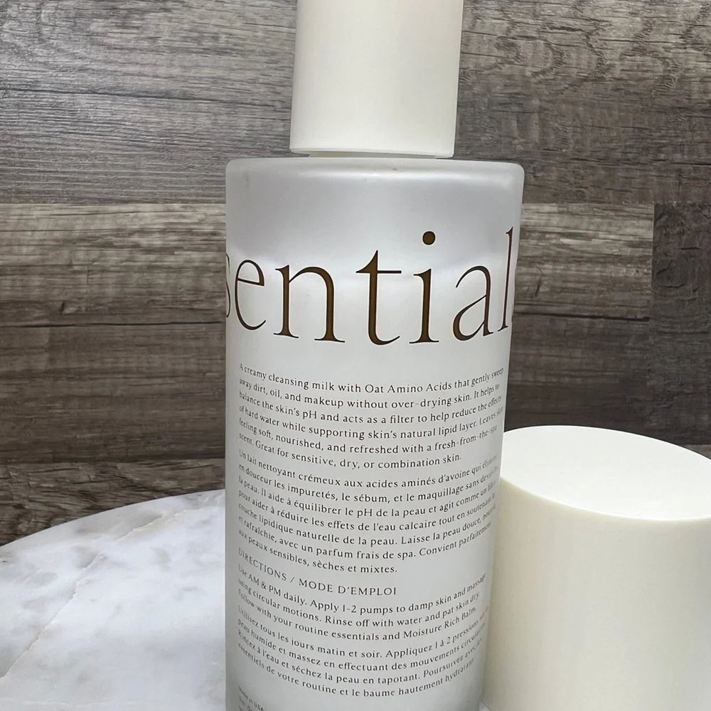 Oak Essentials Nourishing Cleansing Milk 150ml / 5fl oz Bottle - Picture 4 of 6